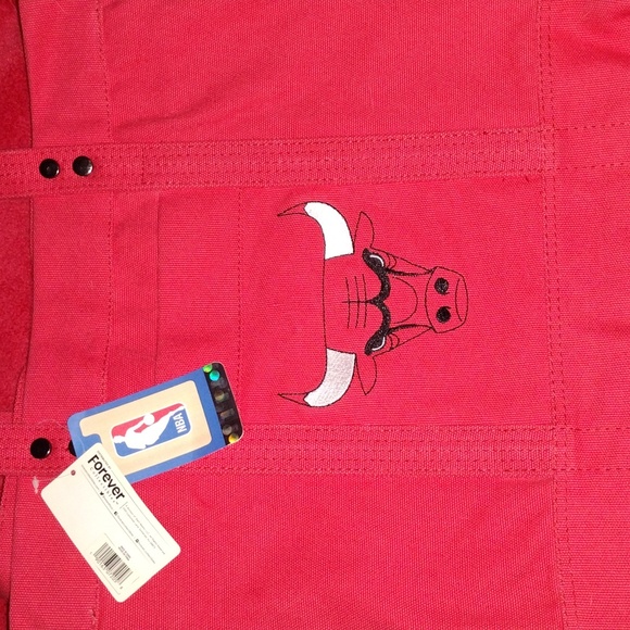 Chicago Bulls Red Tote Bag - Picture 2 of 9